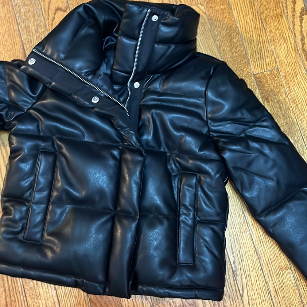 Never worn Abercrombie faux leather puffer